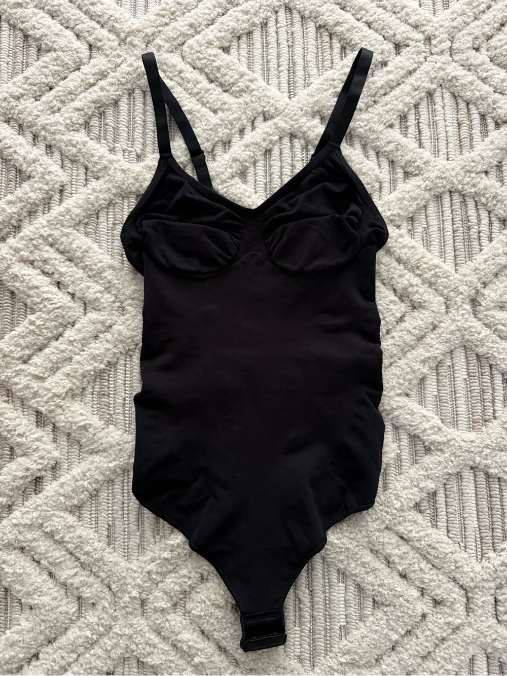 Skims bodysuit shapewear dupe